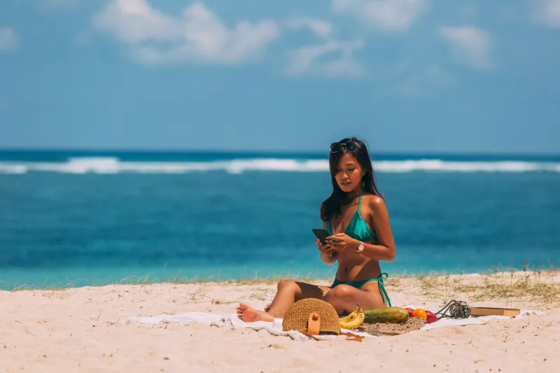 Holiday Mode, Higher Stakes: Why Aussies Gamble Bolder When They're Away From Home